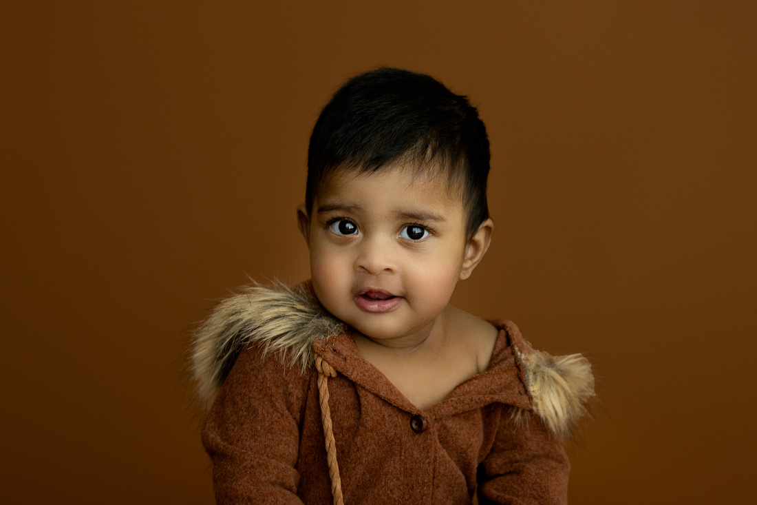 8m Baby Milestone Photography by Victoria Sturdy | Cambridge Cambridgeshire | Newborn Photographer
